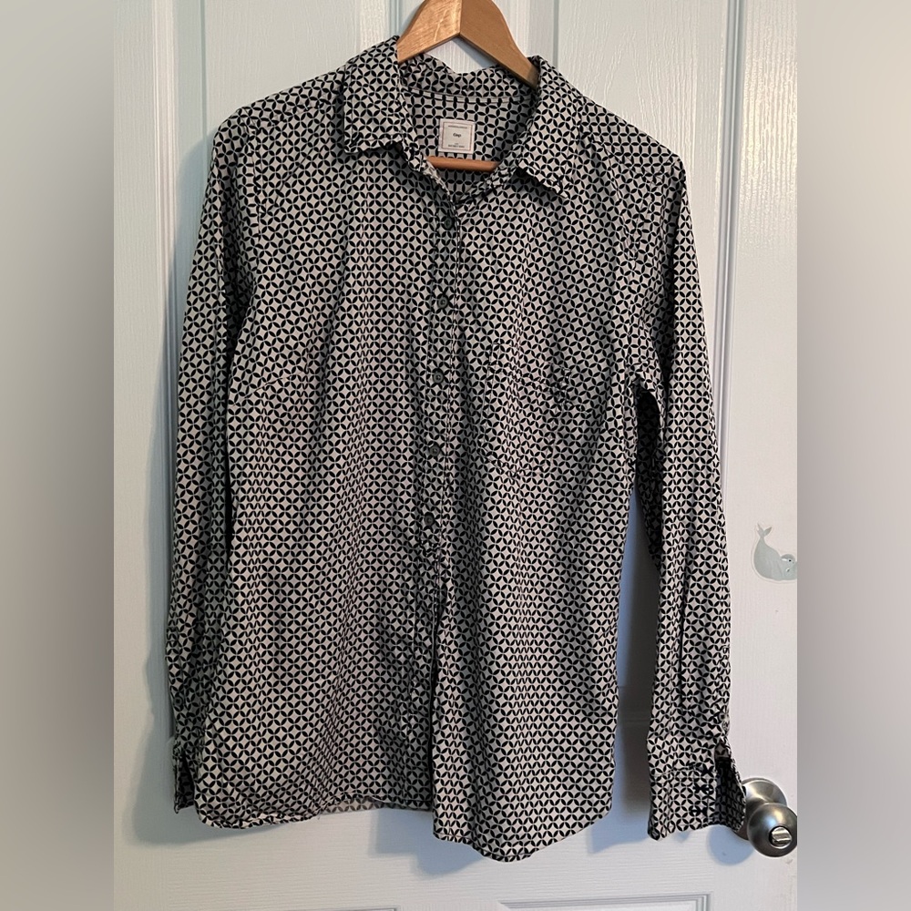 Women’s Gap Abstract Geometric Pattern Blouse Lar… - image 1